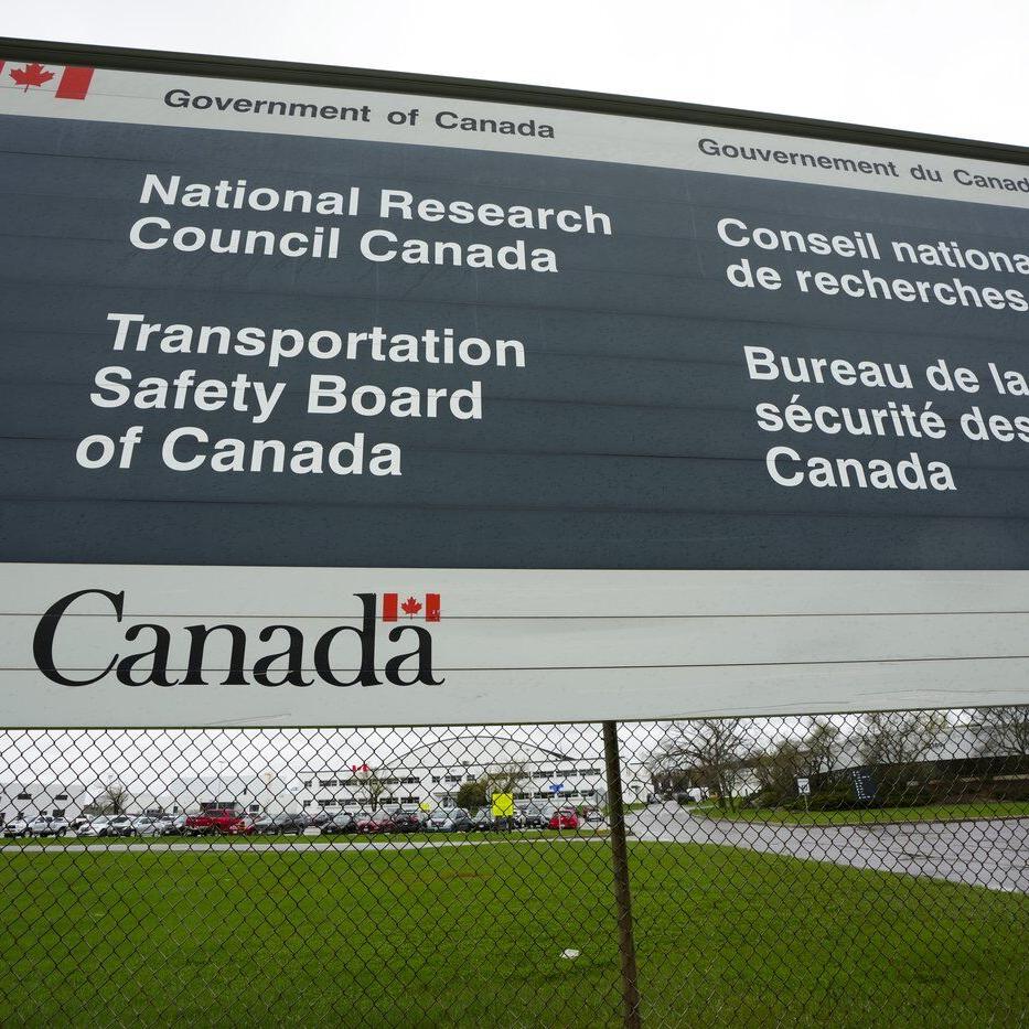 Airmedic suspends operations after Quebec helicopter crash leaves four missing